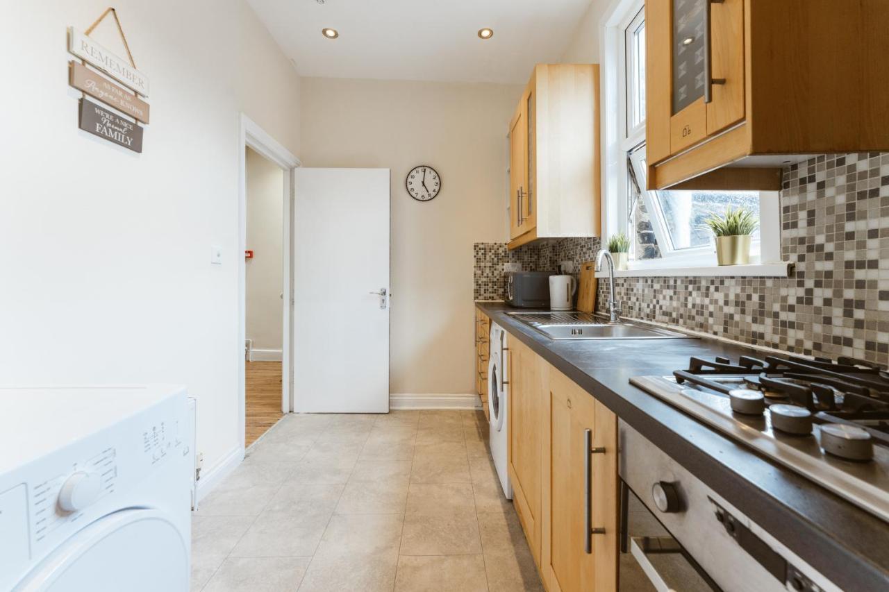 Mile End Rooms 57A London Bagian luar foto